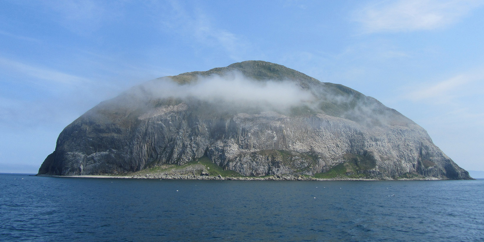 cruise around scottish islands