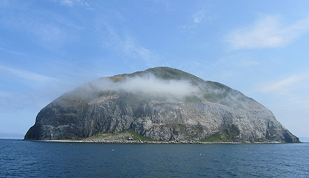 cruise around scottish islands